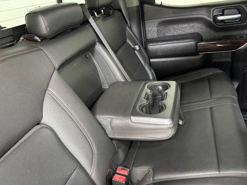 Used 2019 GMC Sierra 1500 SLT w/ SLT Premium Plus Package RWD image 38