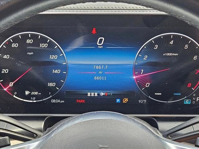 Used 2023 Mercedes-Benz GLC 300 image 8