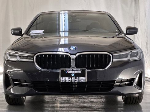 Used 2023 BMW 530e w/ Convenience Package RWD image 5
