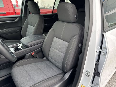 New 2025 GMC Acadia Elevation w/ LPO, Floor Liner Package image 29