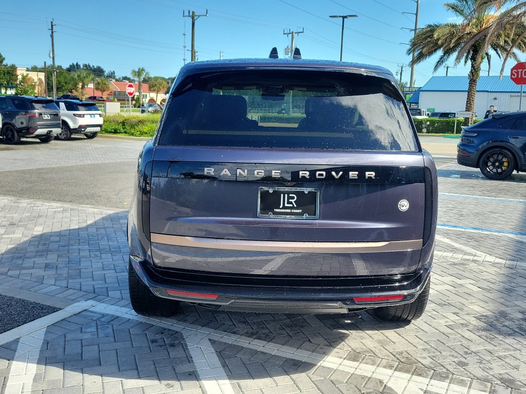 New 2026 Land Rover Range Rover SV AWD/4WD image 4