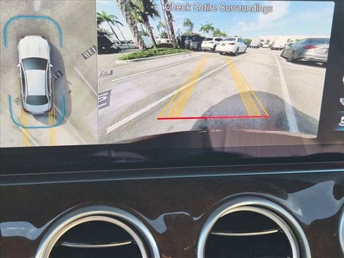 Used 2022 Mercedes-Benz E 350 Sedan image 15