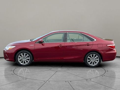 Certified 2016 Toyota Camry XLE w/ Moonroof Package FWD image 3
