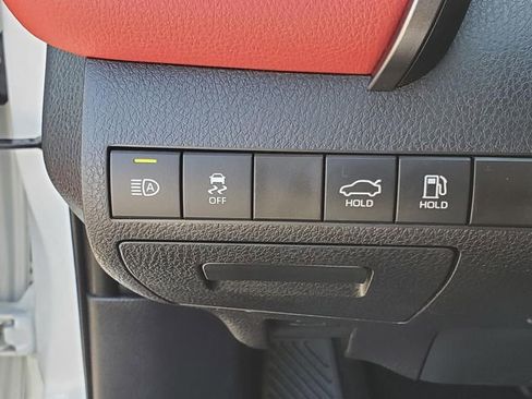 Used 2021 Toyota Camry XSE image 16