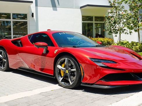 Used 2023 Ferrari SF90 Stradale image 32