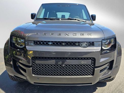 New 2025 Land Rover Defender 110 image 8