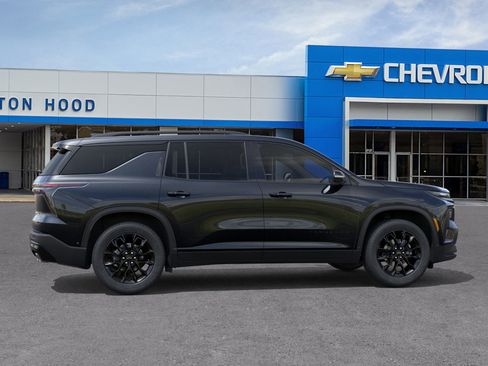 New 2026 Chevrolet Traverse LT image 5