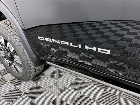 New 2026 GMC Sierra 3500 Denali w/ Denali Reserve Package image 10