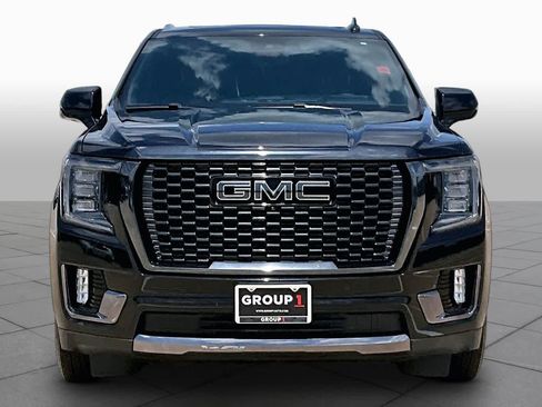 Used 2024 GMC Yukon XL Denali Ultimate AWD/4WD image 4