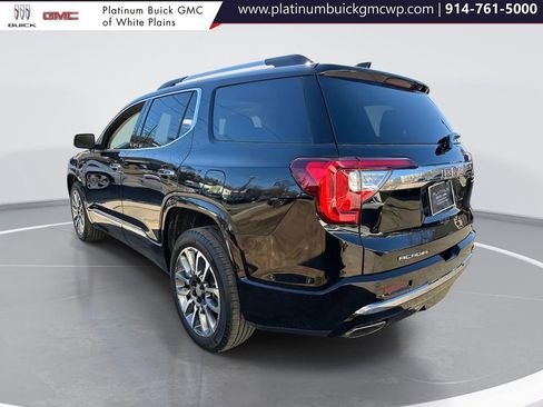 Used 2023 GMC Acadia Denali w/ Denali Technology Package image 5