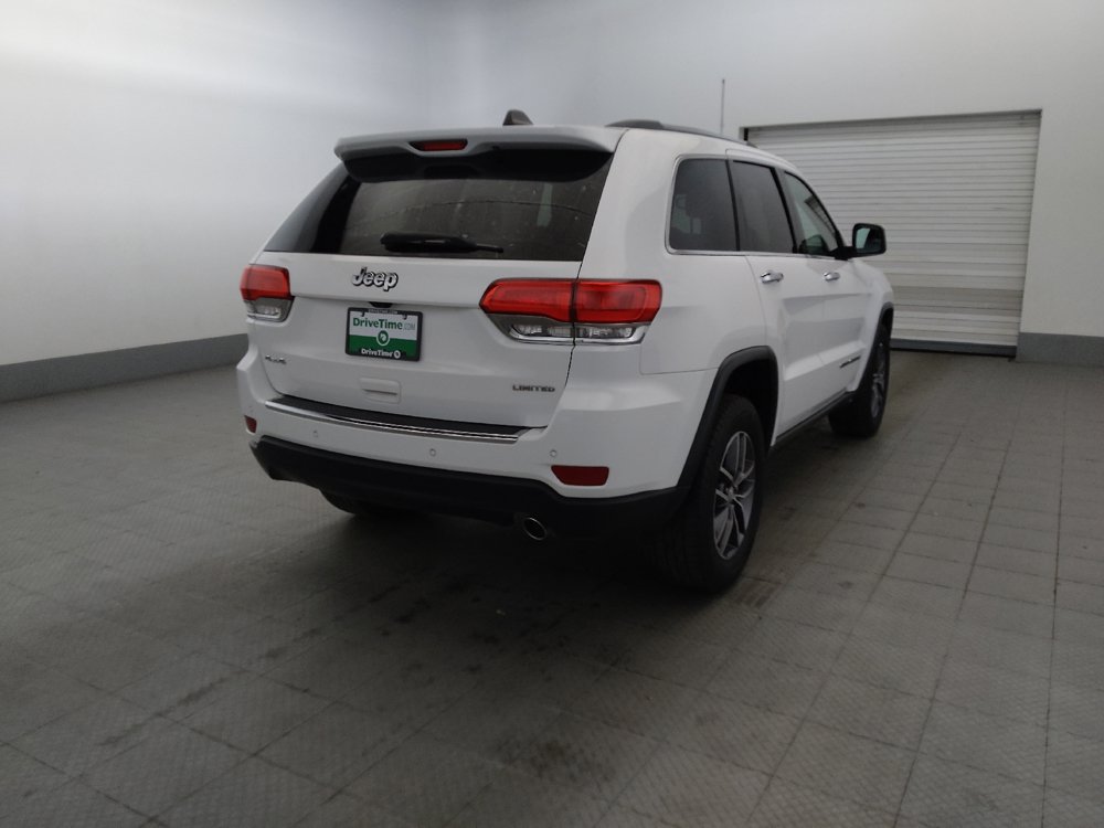 Used 2018 Jeep Grand Cherokee Limited AWD/4WD image 9
