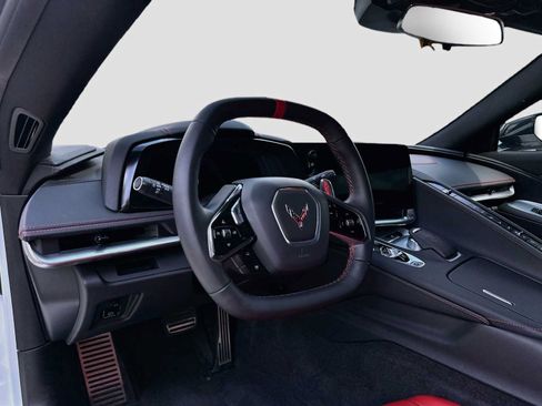 Used 2023 Chevrolet Corvette Stingray Coupe w/ 1LT RWD image 9