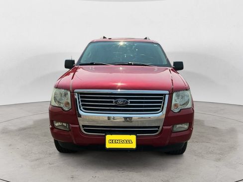 Used 2010 Ford Explorer XLT AWD/4WD image 2