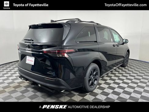 New 2026 Toyota Sienna XLE Woodland Edition AWD/4WD image 5