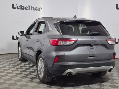 Used 2022 Ford Escape SE image 5