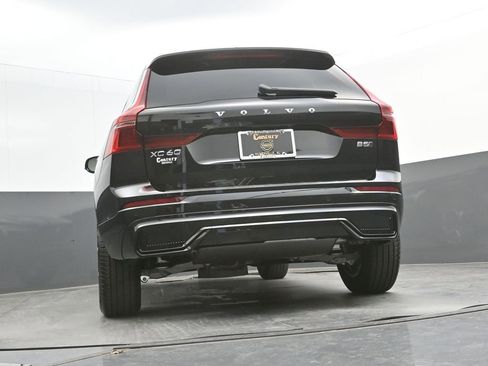 New 2026 Volvo XC60 B5 Core w/ Climate Package image 34