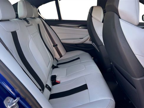 Used 2020 BMW M5 w/ Executive Package image 18