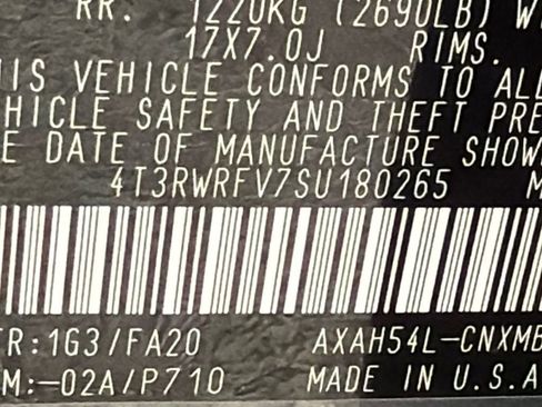 Used 2025 Toyota RAV4 XLE w/ Convenience Package image 33