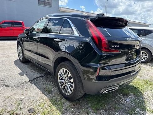 Used 2025 Cadillac XT4 Premium Luxury AWD/4WD image 7