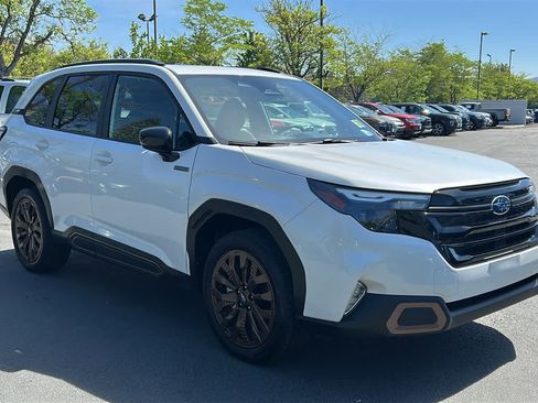 Certified 2025 Subaru Forester Sport w/ Popular Package AWD/4WD image 4