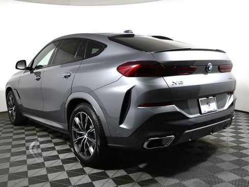 New 2026 BMW X6 xDrive40i w/ Climate Comfort Package image 5