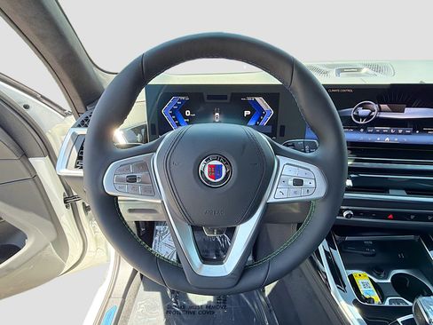 New 2026 BMW ALPINA XB7 AWD/4WD image 39