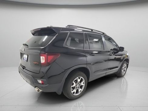 Used 2023 Honda Passport TrailSport image 9