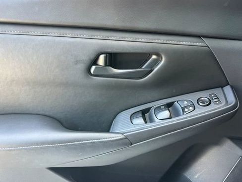 Used 2024 Nissan Sentra S FWD image 11