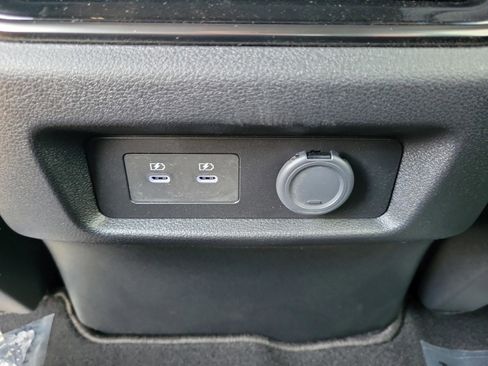 New 2025 Nissan Armada PRO-4X image 17