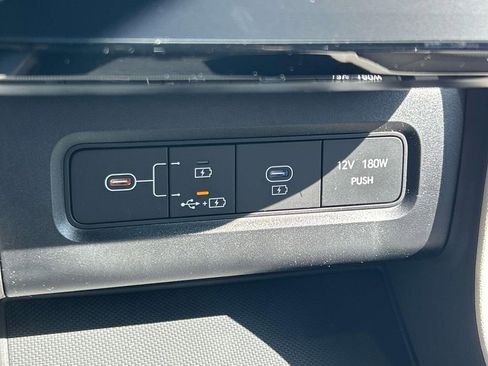 New 2026 Hyundai Tucson Limited image 36