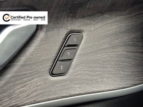 Certified 2023 Jeep Grand Cherokee Limited AWD/4WD image 26