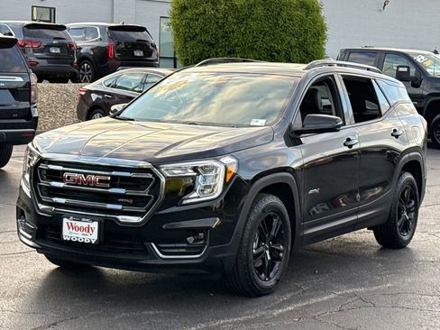 Certified 2024 GMC Terrain AT4 AWD/4WD image 6
