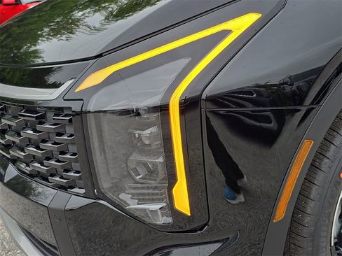 New 2026 Kia Sportage EX image 10