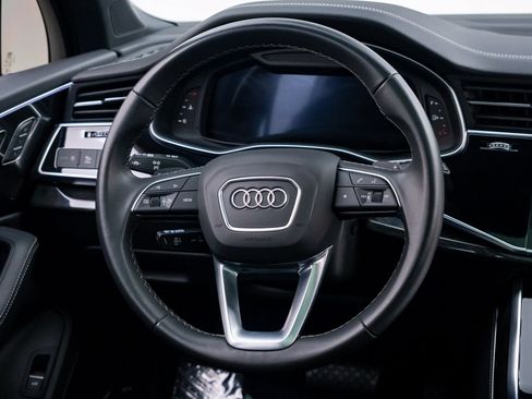 Used 2025 Audi Q7 2.0T Premium Plus w/ Premium Plus Package AWD/4WD image 11