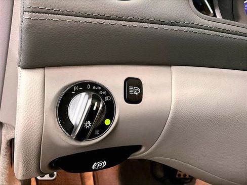Used 2007 Mercedes-Benz SL 550 image 29