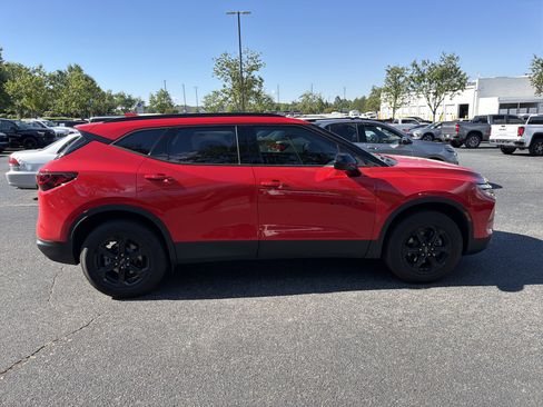 Certified 2023 Chevrolet Blazer LT w/ Convenience Package FWD image 11