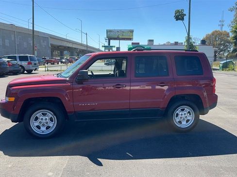 Used 2017 Jeep Patriot Sport w/ Power Value Group image 7