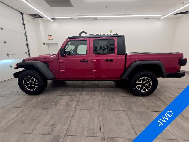 Used 2024 Jeep Gladiator Rubicon w/ Convenience Group AWD/4WD image 2