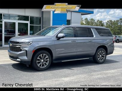 Used 2022 Chevrolet Suburban LT w/ Luxury Package