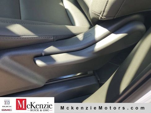 New 2026 GMC Sierra 1500 Pro w/ Graphite Edition AWD/4WD image 7