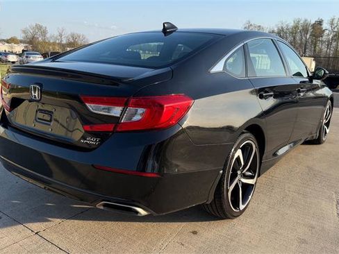 Used 2021 Honda Accord Sport image 5