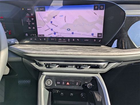 New 2025 Audi Q5 Premium Plus image 30