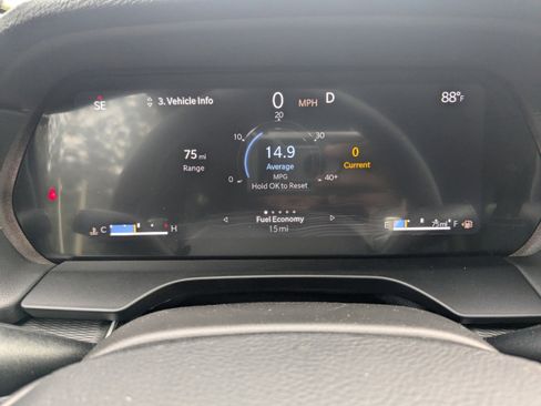 New 2025 Jeep Grand Cherokee L Laredo image 22