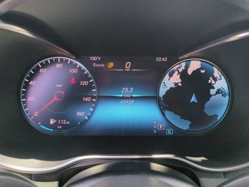 Used 2020 Mercedes-Benz GLC 300 4MATIC image 24