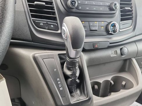 Used 2025 Ford Transit 250 Low Roof w/ Exterior Upgrade Package RWD image 31