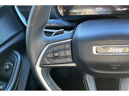 Used 2024 Jeep Grand Cherokee Laredo w/ Trailer Tow Package image 25