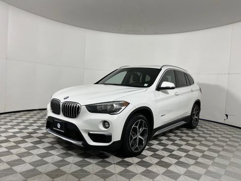 Used 2018 BMW X1 xDrive28i image 3