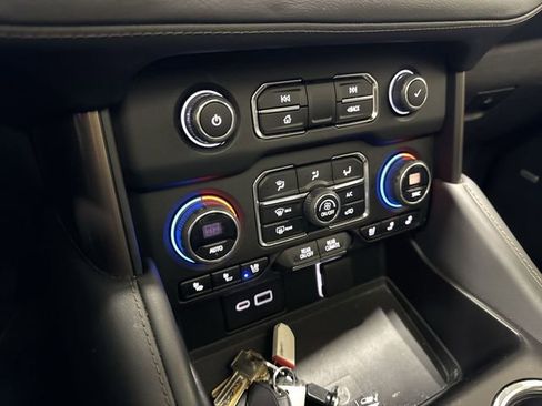 Certified 2023 Chevrolet Tahoe High Country w/ Premium Package 2 image 24