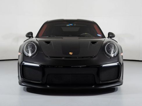 Used 2018 Porsche 911 GT2 RS image 8