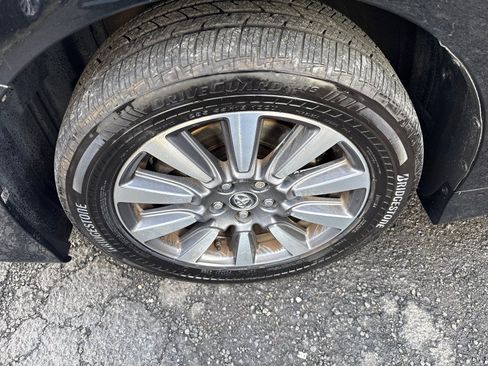 Used 2018 Toyota Sienna Limited Premium AWD/4WD image 15